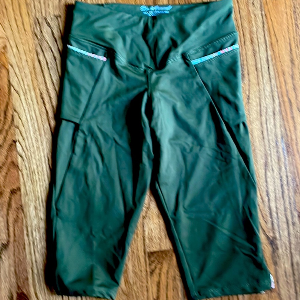 New without tags Denise Cronwell capris